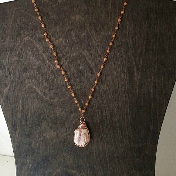 Sugary Druzy Crystal Healing SugarCloud Necklace - Picture 7 of 9